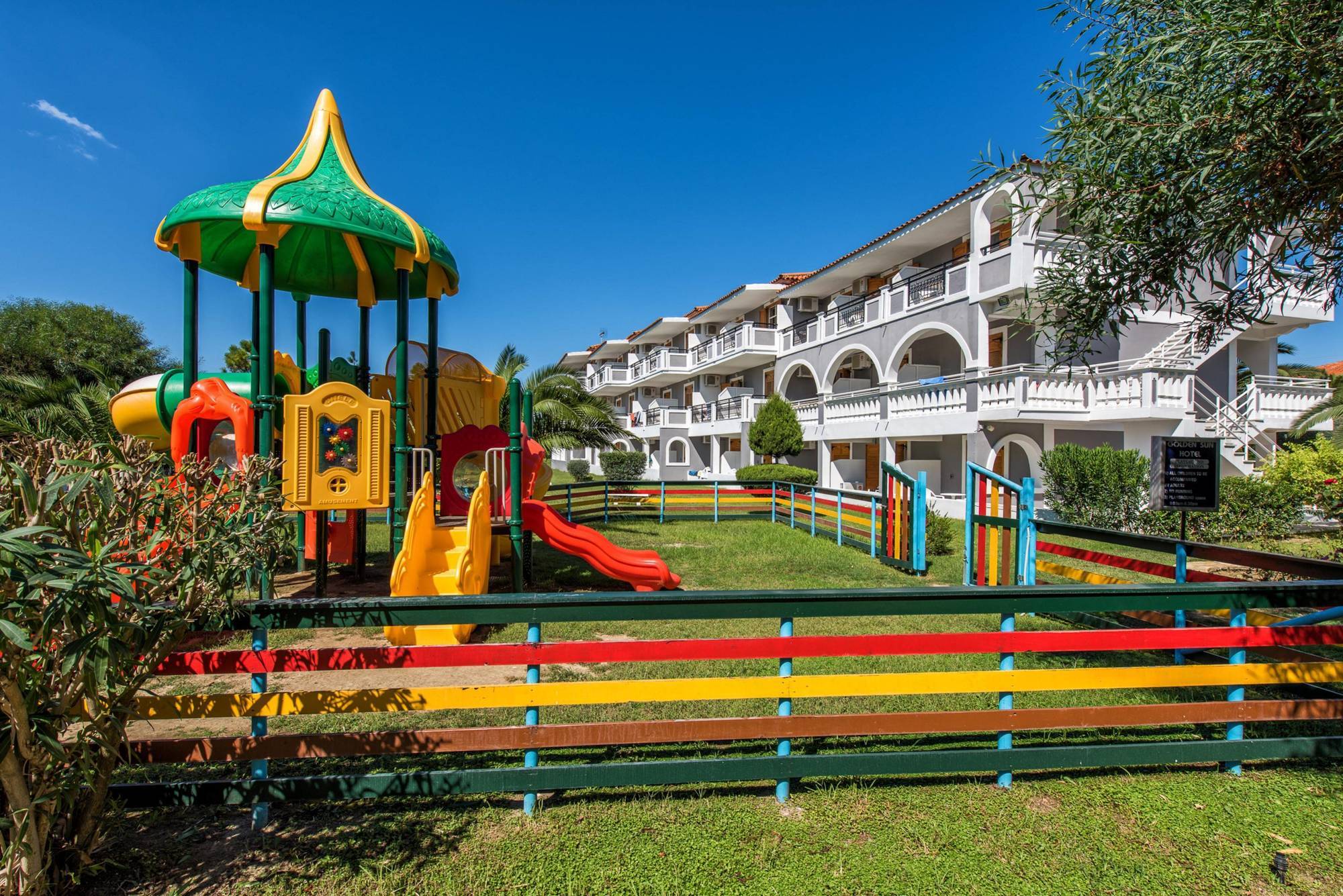Golden Sun Resort - Adults Only กาลามากี ภายนอก รูปภาพ
